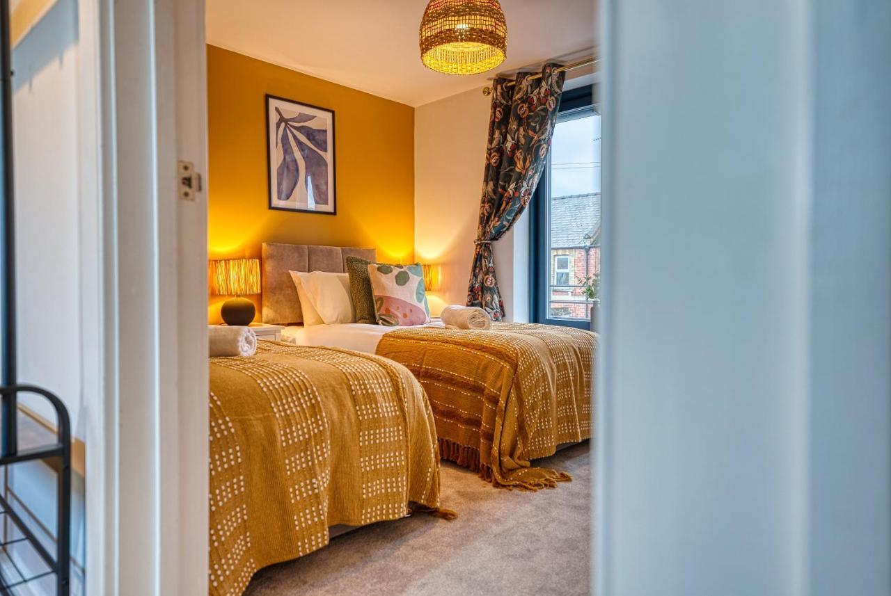 Ashcroft Loft By Timeless Stays - Stunning 3 Bedroom, 2 Bathrooms, Charming Central Apartment Featuring A Balcony Cirencester Luaran gambar